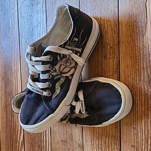 Harley Davidson Woman's Tennis Shoes Size 5 1/2 Sneakers Biker Motorcycle Rose